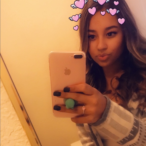 Meet your Posher, Bianca - Picture 1 of 1